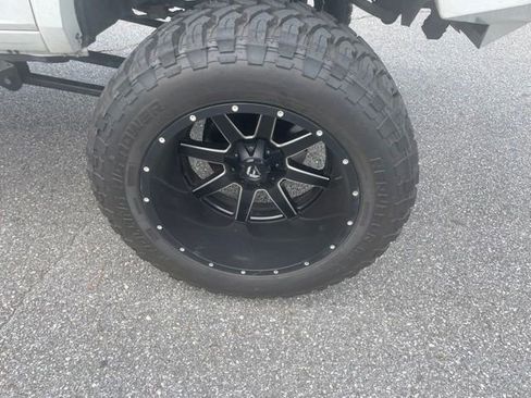 Used 2021 RAM 2500 Laramie AWD/4WD image 4