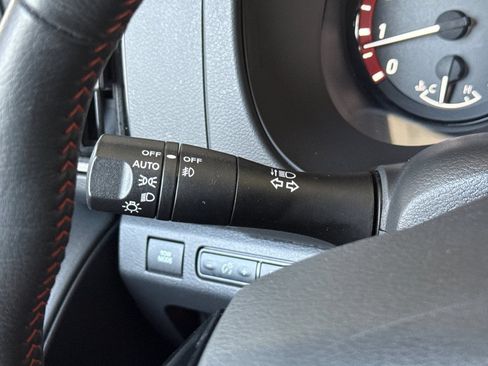 Used 2025 Nissan Frontier PRO-4X AWD/4WD image 53
