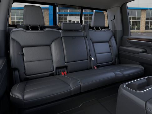 New 2026 GMC Sierra 2500 Denali w/ Denali Reserve Package AWD/4WD image 17