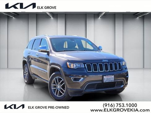 Used 2018 Jeep Grand Cherokee Limited AWD/4WD image 1