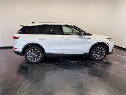 Used 2023 Lincoln Corsair Reserve w/ Equipment Group 201A AWD/4WD image 23