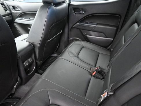 Used 2019 Chevrolet Colorado ZR2 w/ ZR2 Midnight Special Edition image 19