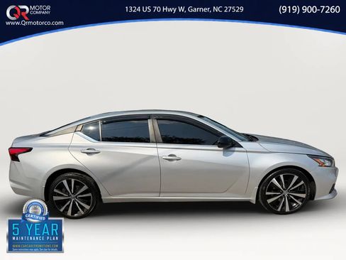 Used 2019 Nissan Altima 2.5 SR w/ SR Premium Package AWD/4WD image 2