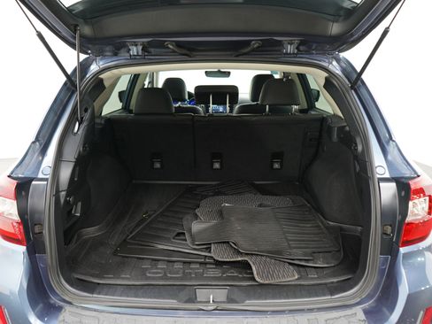 Used 2017 Subaru Outback 2.5i Limited AWD/4WD image 16