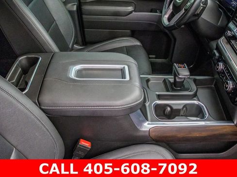 Used 2022 GMC Sierra 1500 SLT AWD/4WD image 14