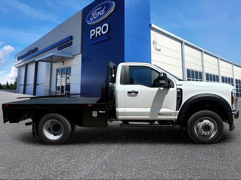 New 2024 Ford F450 XL image 2