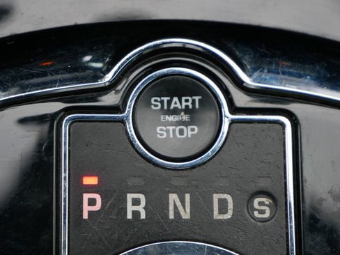 Used 2013 Jaguar XKR R image 31