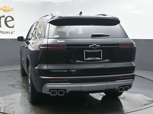 New 2026 Chevrolet Traverse LT w/ Driver Confidence Package AWD/4WD image 14