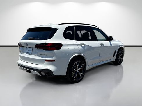 New 2026 BMW X5 xDrive50e w/ Executive Package AWD/4WD image 3