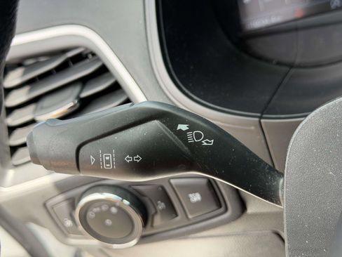 Used 2023 Ford Edge SE AWD/4WD image 21