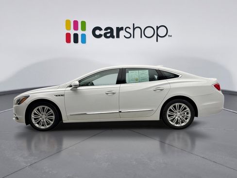 Used 2018 Buick LaCrosse Essence image 2