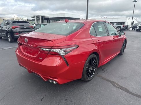 Used 2023 Toyota Camry XSE image 3