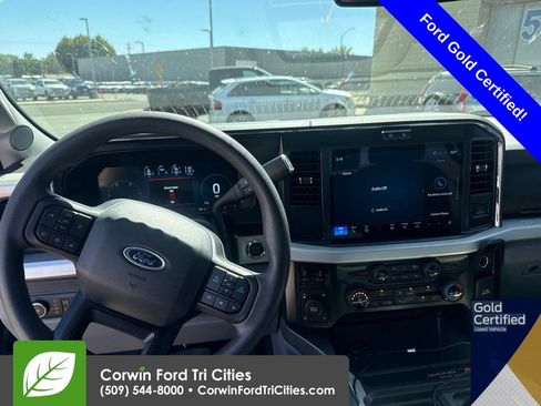Used 2025 Ford F350 XLT w/ Black Appearance Package AWD/4WD image 13
