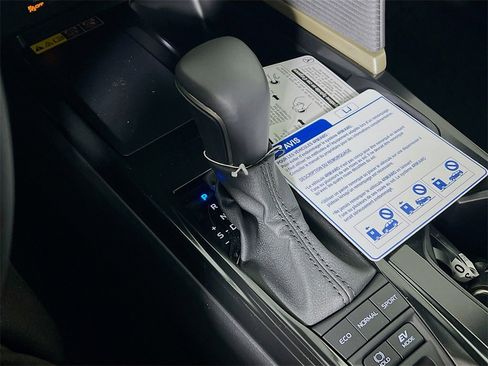 New 2026 Toyota Camry Hybrid image 15