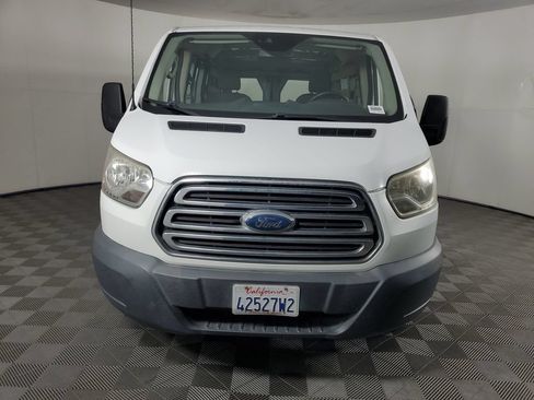 Used 2017 Ford Transit 250 130 Low Roof w/ Exterior Upgrade Package RWD image 9