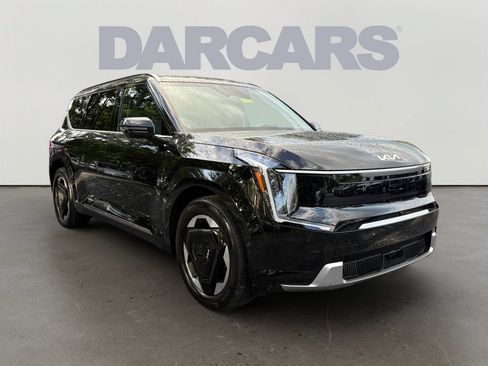 Certified 2024 Kia EV9 Land AWD/4WD image 1
