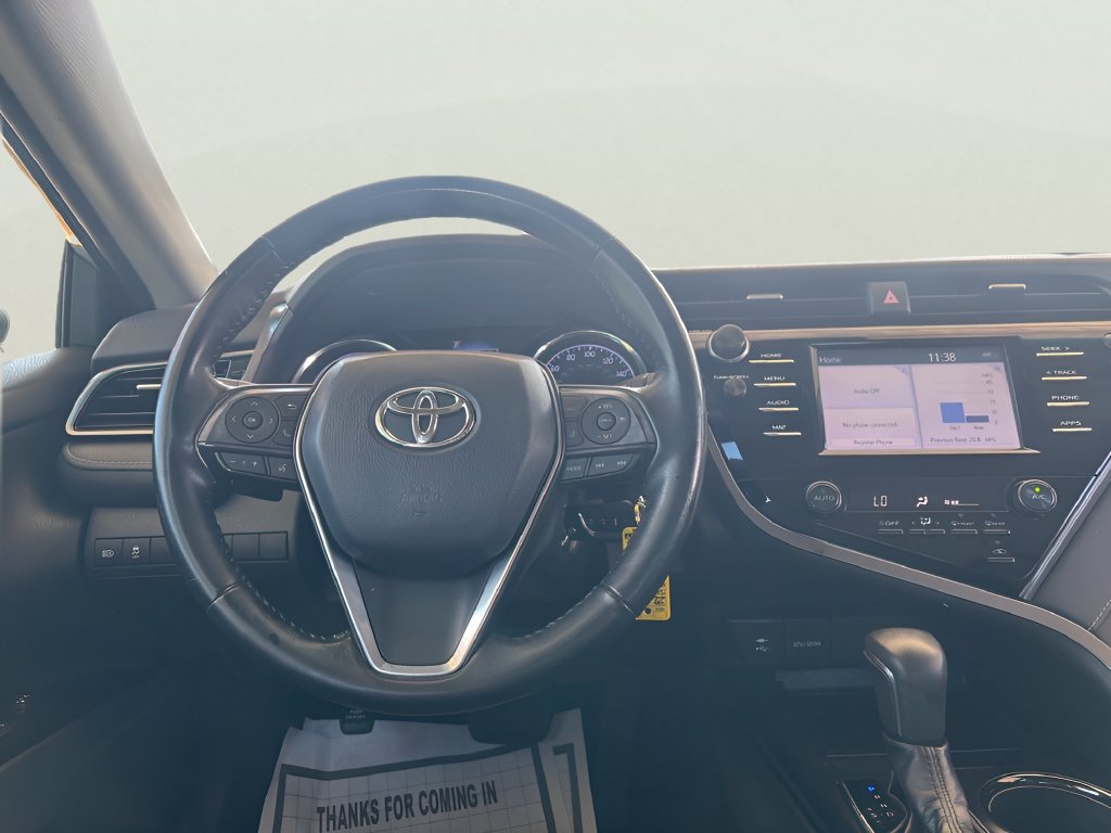Used 2019 Toyota Camry SE FWD image 4