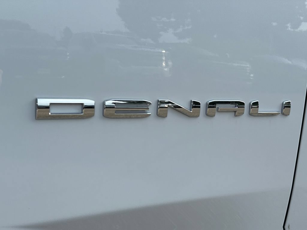 New 2026 GMC Yukon Denali AWD/4WD image 47