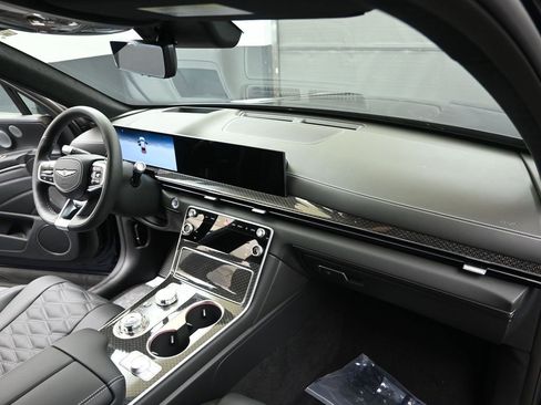 New 2025 Genesis GV80 3.5T e-SC image 12