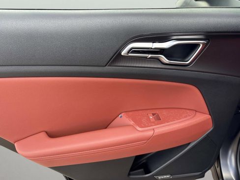 New 2026 Kia Sportage SX image 18