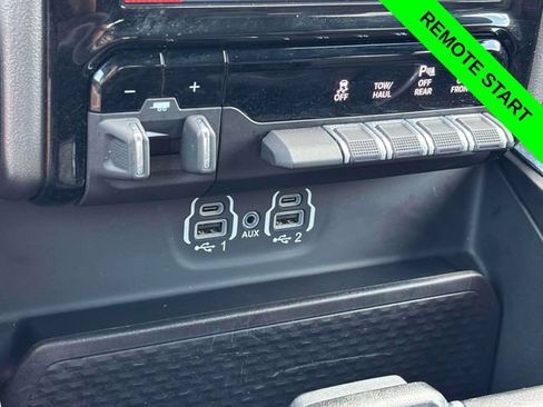 Used 2023 RAM 1500 Laramie AWD/4WD image 23