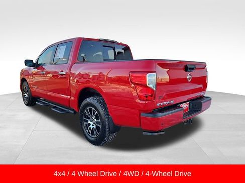 Used 2021 Nissan Titan SV w/ SV Convenience Package image 5