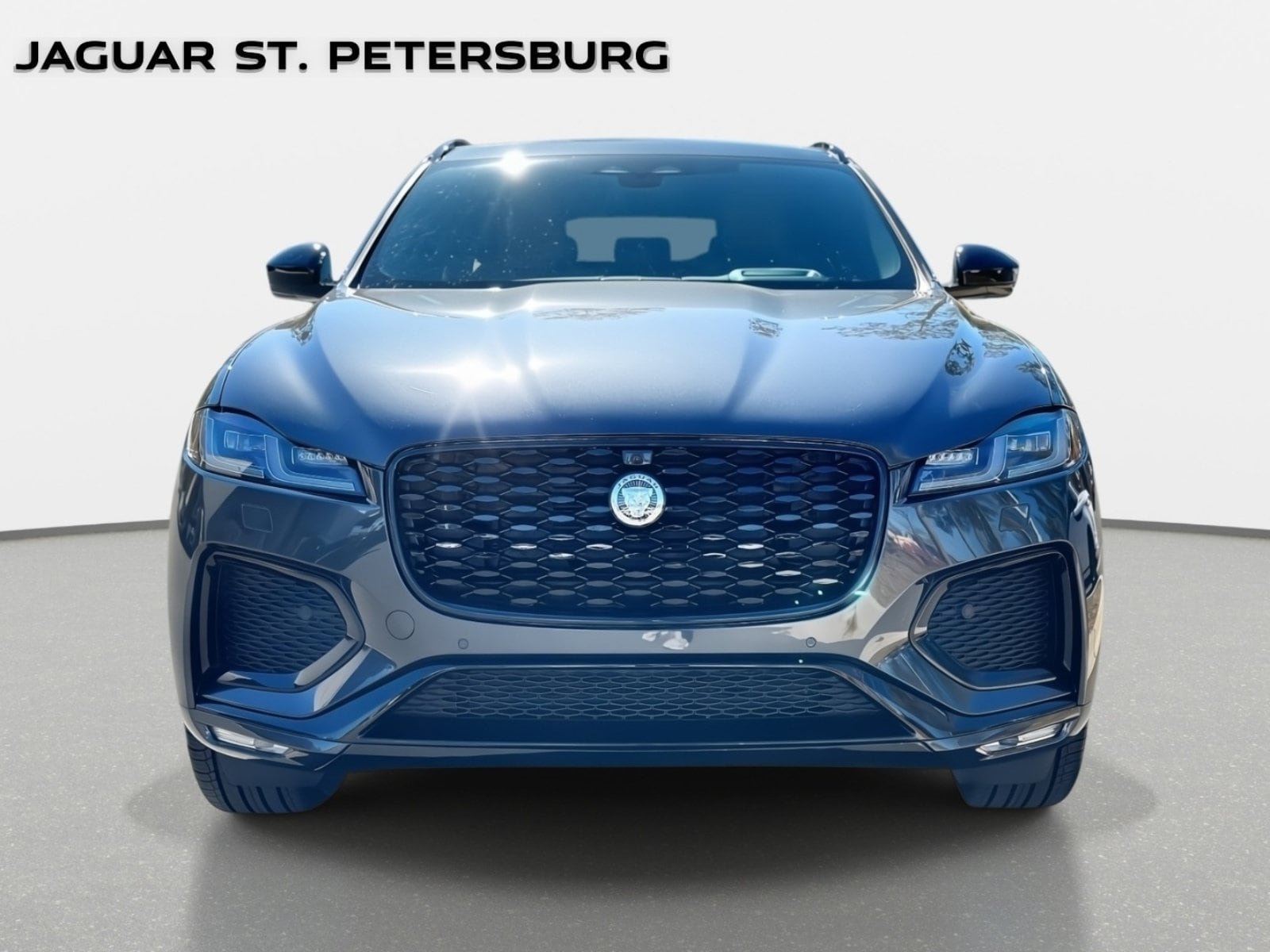 Used 2026 Jaguar F-PACE R-Dynamic S AWD/4WD image 2