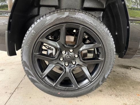Used 2023 RAM 1500 Laramie RWD image 24