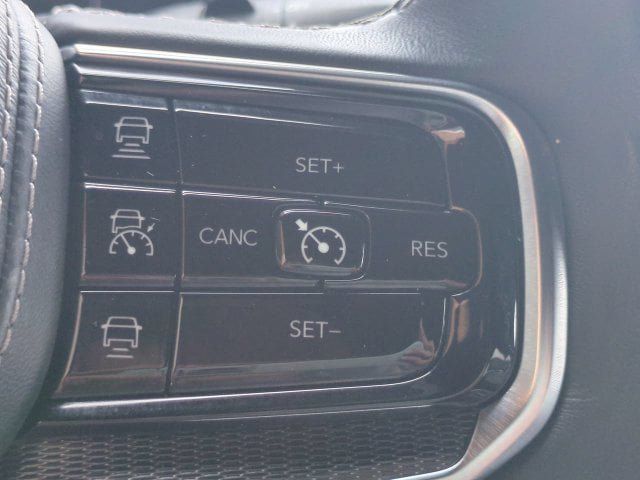 Used 2024 Jeep Grand Wagoneer L Series II w/ Quick Order Packagew 28T AWD/4WD image 27