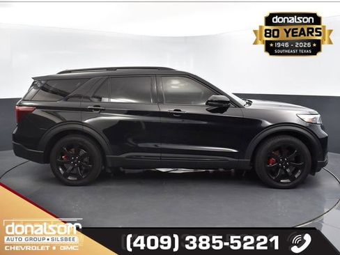 Used 2022 Ford Explorer ST w/ Equipment Group 401A image 2