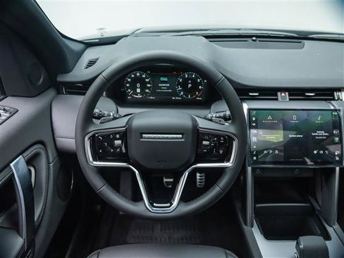 New 2026 Land Rover Discovery Sport Landmark image 16
