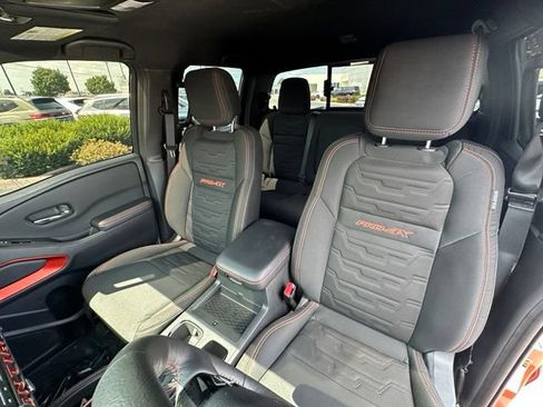 Used 2025 Nissan Frontier PRO-4X w/ Pro Convenience Package AWD/4WD image 27