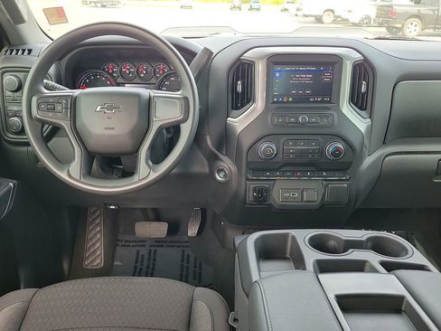 Used 2024 Chevrolet Silverado 1500 Custom Trail Boss w/ Midnight Edition AWD/4WD image 10