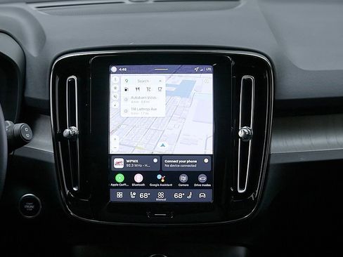 New 2026 Volvo XC40 B5 Plus w/ Protection Package Premier image 30