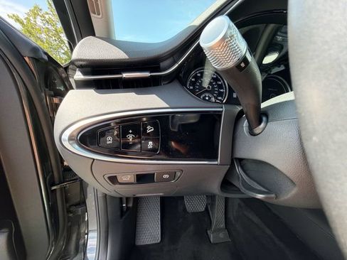 Used 2025 Genesis GV70 2.5T AWD/4WD image 26