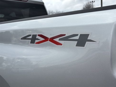 Used 2021 Chevrolet Silverado 2500 Custom w/ Custom Value Package image 36