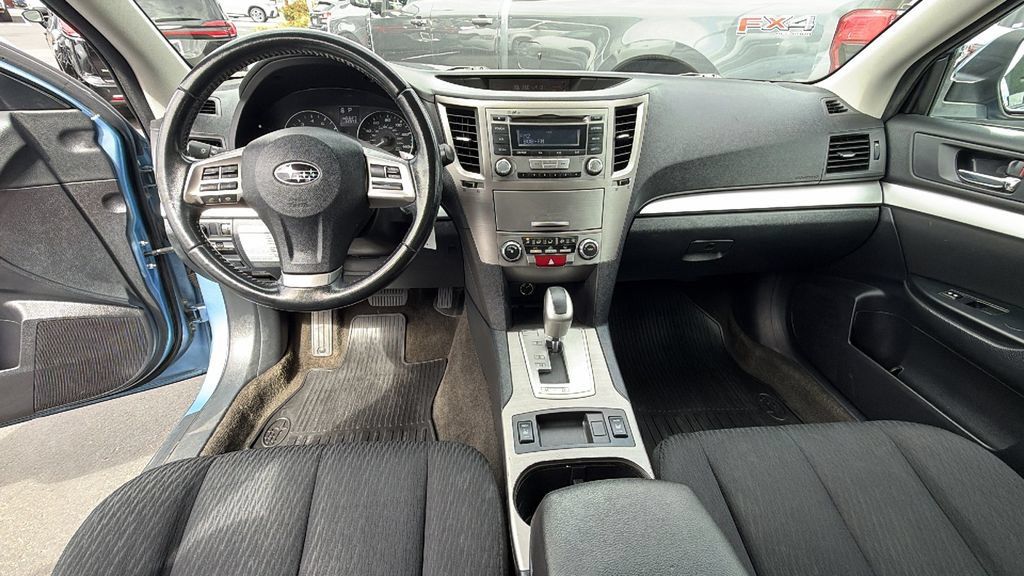 Used 2012 Subaru Outback 2.5i Premium AWD/4WD image 18