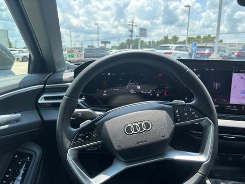 Used 2025 Audi A5 2.0T Premium w/ Convenience Package AWD/4WD image 17
