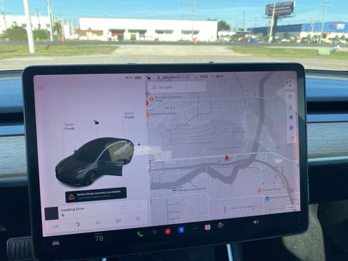 Used 2019 Tesla Model 3 image 19