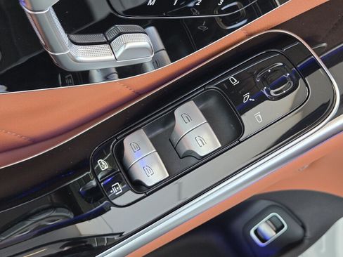 Certified 2024 Mercedes-Benz S 580 4MATIC Sedan image 24