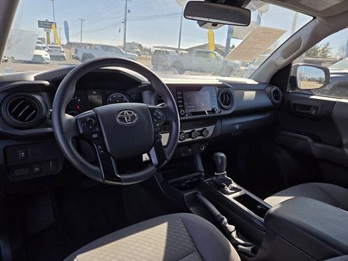 Used 2022 Toyota Tacoma SR image 10