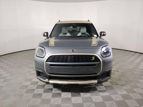 Used 2025 MINI Cooper Countryman SE w/ Comfort Package Max AWD/4WD image 2