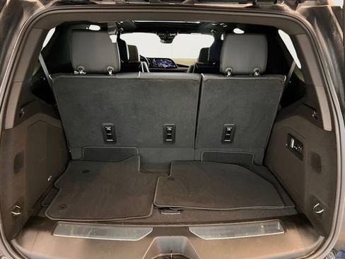 Used 2022 Cadillac Escalade Sport w/ LPO, ONYX Package image 8