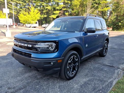 Used 2024 Ford Bronco Sport Outer Banks AWD/4WD image 4