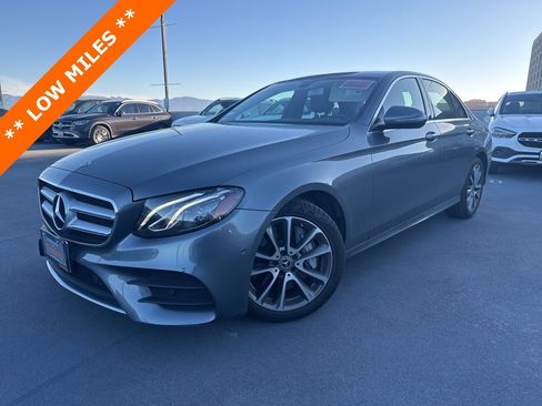 Used 2018 Mercedes-Benz E 400 4MATIC Sedan image 1