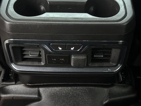 Used 2023 GMC Sierra 2500 Denali image 14