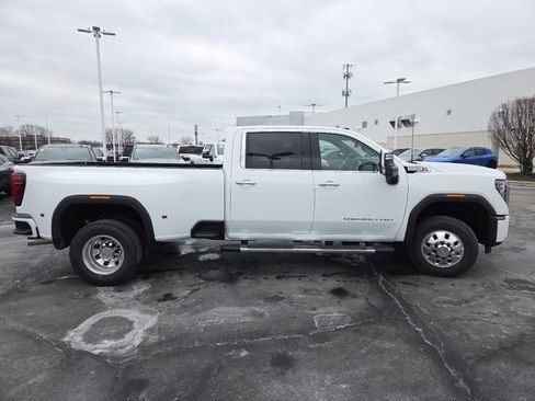 New 2026 GMC Sierra 3500 Denali w/ Denali Reserve Package image 24