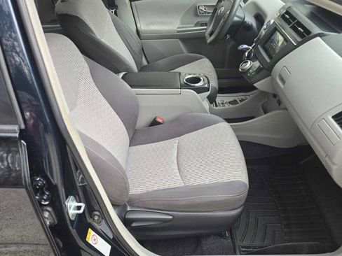 Used 2017 Toyota Prius V Three w/ Carpet Mat Package image 16