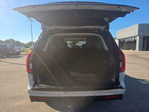 Used 2025 Ford Expedition Max Active RWD image 5