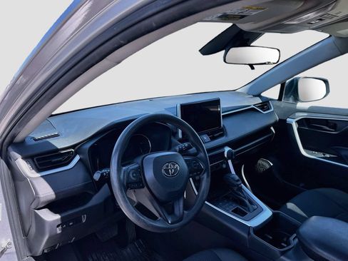 Used 2023 Toyota RAV4 LE AWD/4WD image 14
